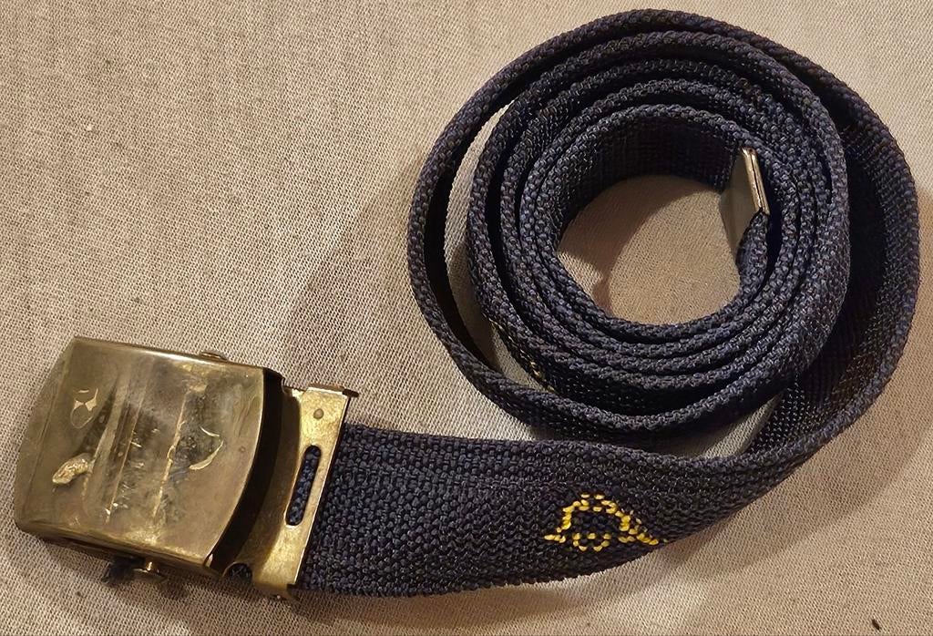 Ceinture de pompier NEUVE
C'est un ancien service d'incendie, Enlèvement ou Envoi, Comme neuf