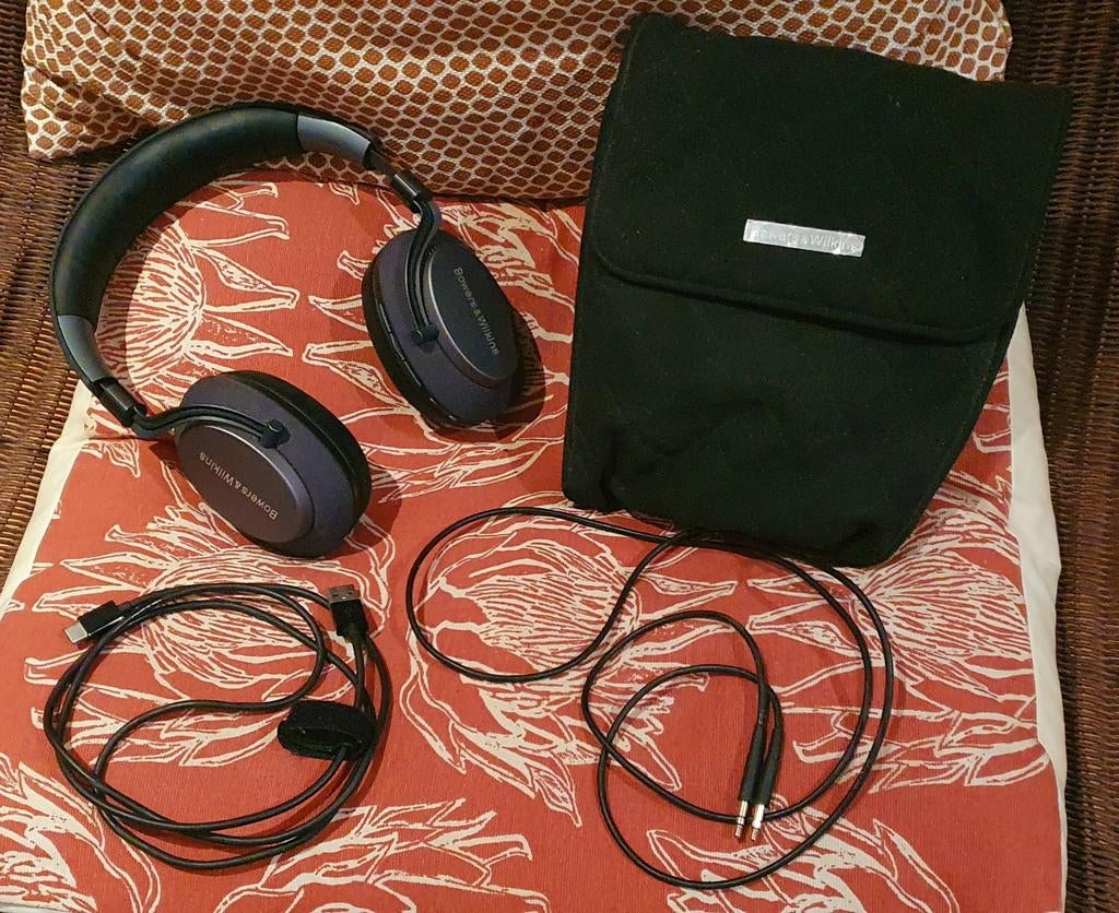 Bowers & Wilkins PX wireless headphones, Audio, Tv en Foto, Hoofdtelefoons, Ophalen