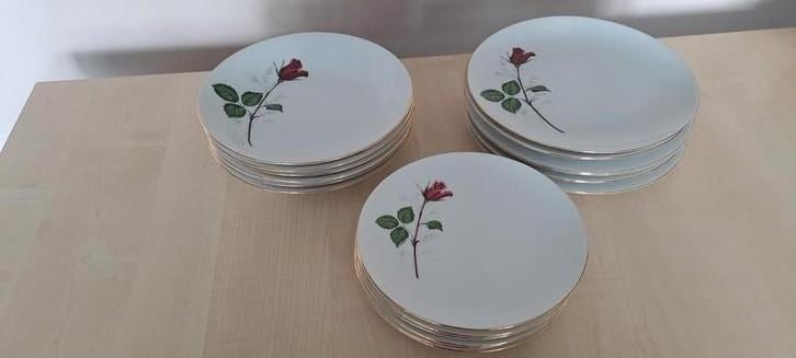 Vaisselle, Enlèvement, Comme neuf