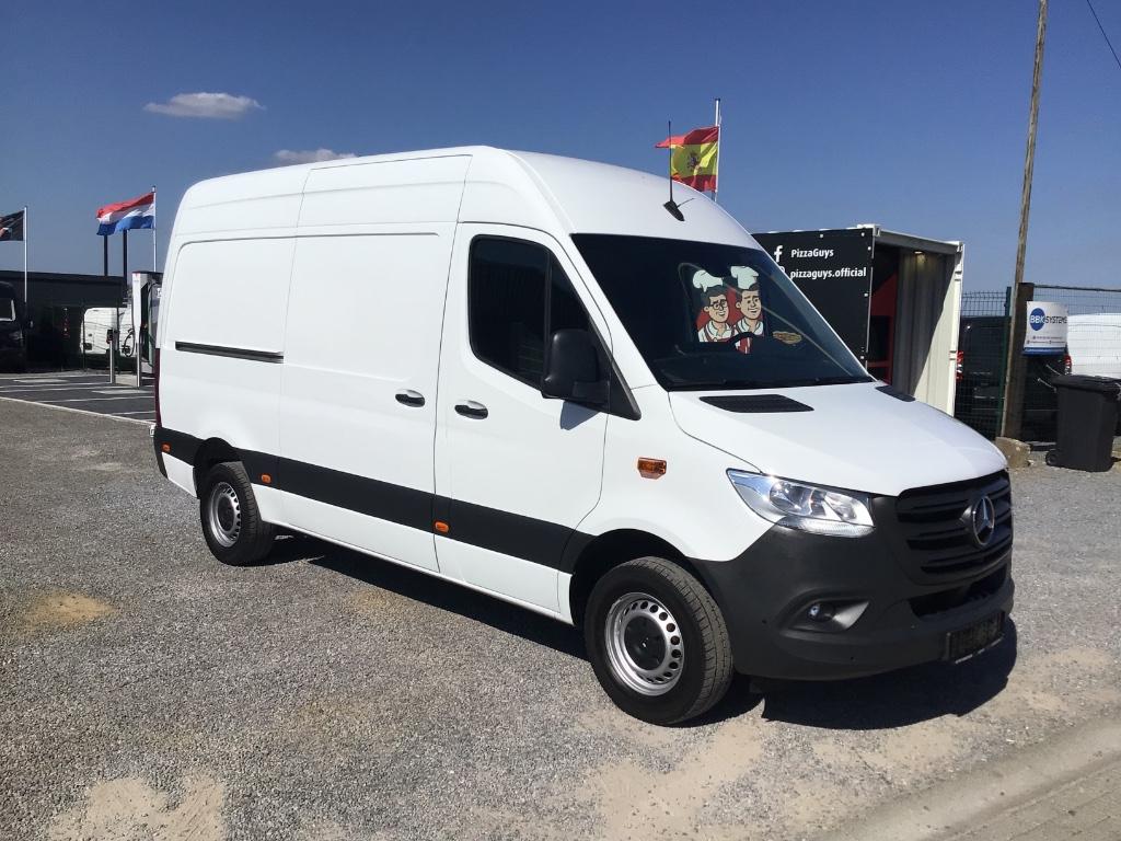 mercedes sprinter l2h2 317cdi 2023 38000km VERKOCHT, Voorwielaandrijving, Stof, 4 cilinders, Parkeersensor