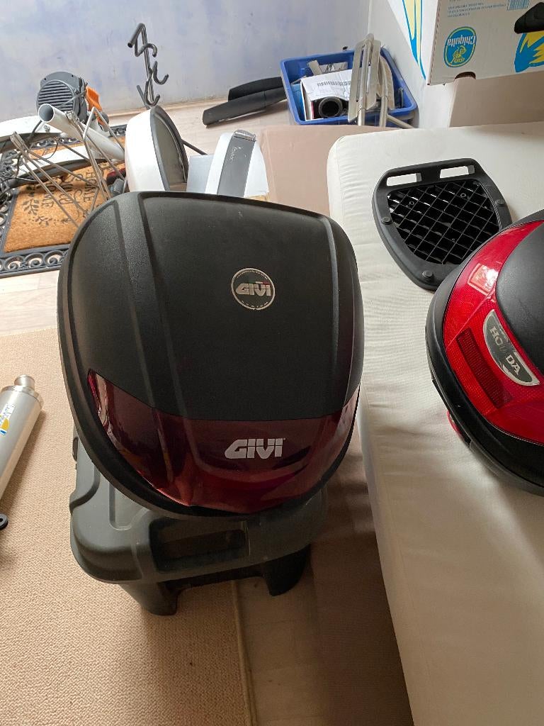 diverse mototassen tassen en koffers helmen motokledij, Motos, Accessoires | Valises & Sacs, Enlèvement