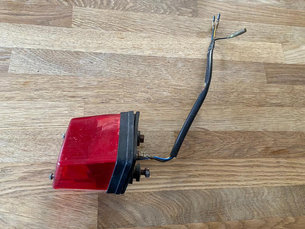 Feu/ phare arrière complet pour Yamaha STING, Enlèvement ou Envoi