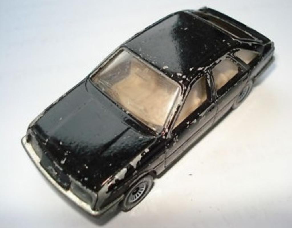 Ford Sierra 2.3 Ghia Siku noir, Envoi, Utilisé, Voiture, SIKU