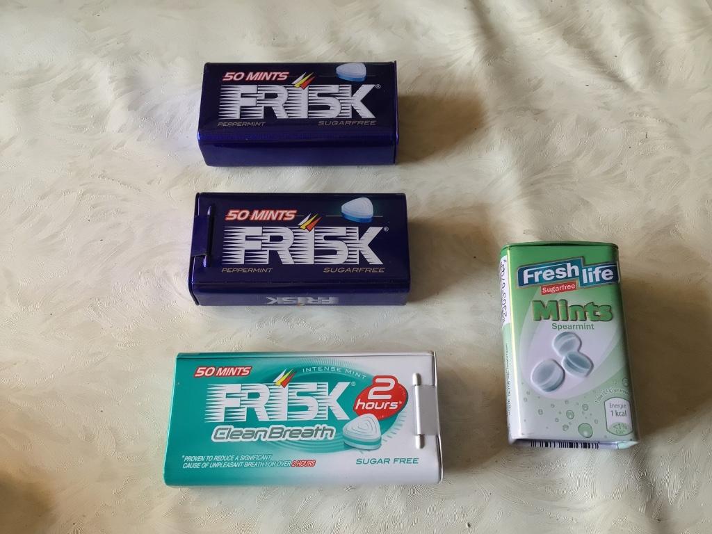 4 metalen Frisk , Fresh life mints doosjes, Verzamelen, Merken en Reclamevoorwerpen, Ophalen