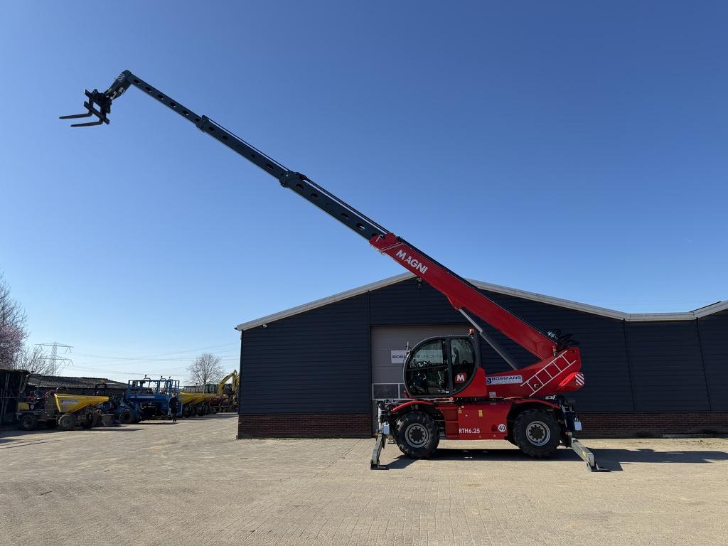 MAGNI RTH 6.25 roterende verreiker 2024 450 uur, Chariot télescopique