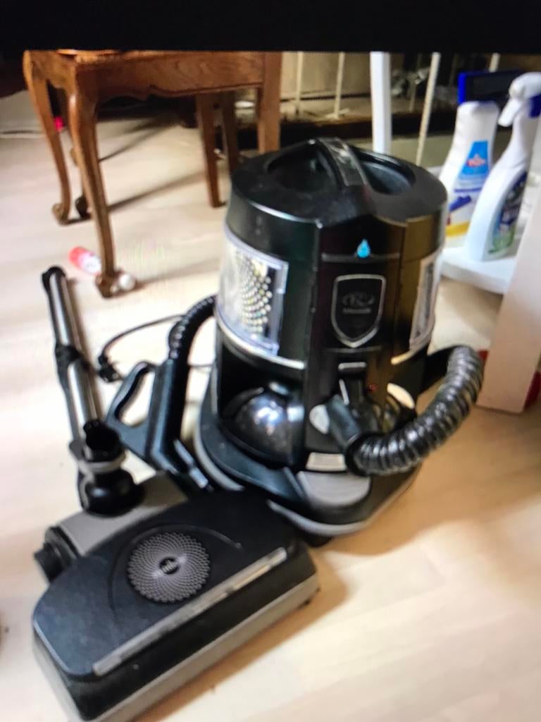 Rainbow schoonmaken stofzuigers, Elektronische apparatuur, Stofzuigers, Ophalen of Verzenden, Zo goed als nieuw