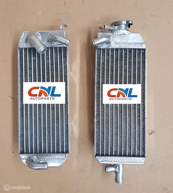 Radiateur SUZUKI RM125T RM125V RM 125 T/V MODEL 1996-1997, Motoren, Onderdelen | Suzuki, Nieuw, Ophalen of Verzenden