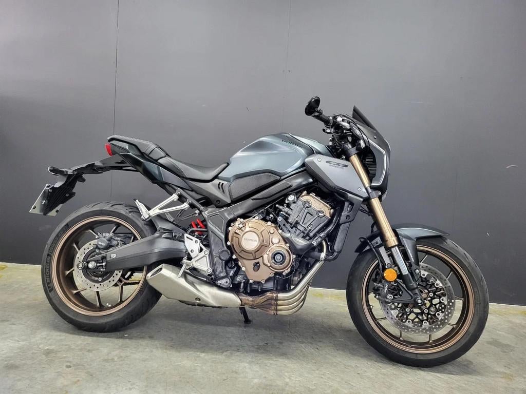 Honda CB 650 R neoretro met heerlijke viercilinder, Motoren, Bedrijf, Meer dan 35 kW, Overig, 650 cc