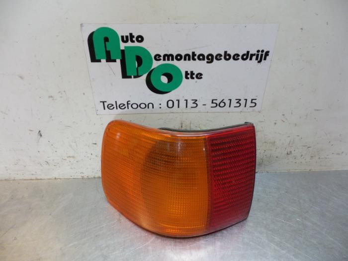 Feu arrière gauche d'un Audi 100 (100 90-), Autos : Pièces & Accessoires, Éclairage, Audi, Utilisé, Enlèvement ou Envoi