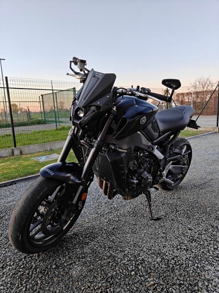 Yamaha mt09 black, Motoren, Motoren | Yamaha, Particulier, Naked bike, 12 t/m 35 kW, 3 cilinders, Minimaal motorrijbewijs A2, ABS