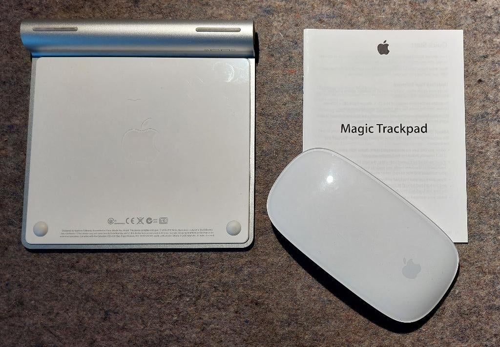 Apple Magic Trackpad + muis, Computers en Software, Muizen, Ophalen, Zo goed als nieuw, Draadloos, Apple