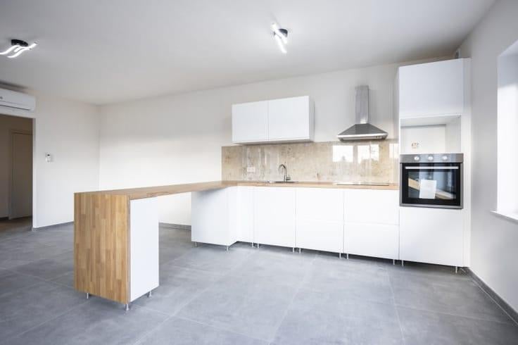 Duplex rénové 4 à 6 chambres - 2 parkings 1.275 €/mois, Immo, Maisons à louer, Liège (ville), Appartement, En direct du propriétaire