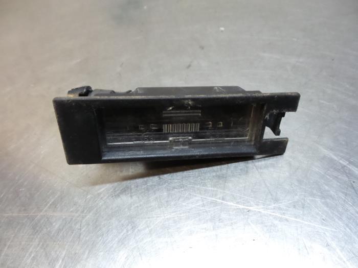 Eclairage immatriculation d'un Opel Corsa (Corsa D 07-), Autos : Pièces & Accessoires, -, Opel, Utilisé, -