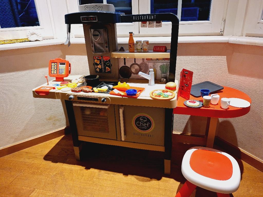Speelkeukentje restaurant smoby, Ophalen, Zo goed als nieuw, Kunststof, Speelkeuken