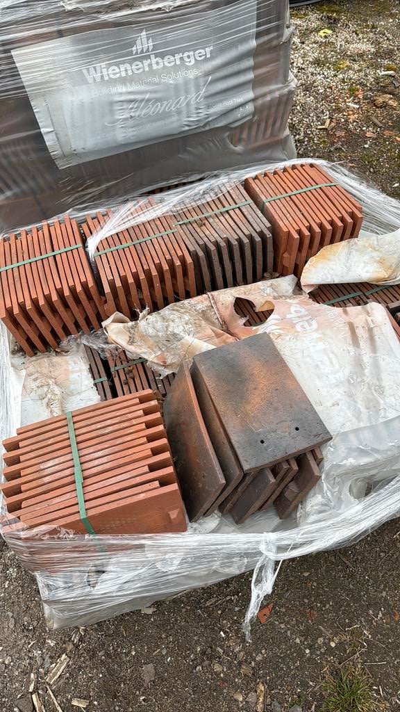 oude boomse pannen incl vorsten en tegelpannen kleidakpannen, Doe-het-zelf en Bouw, Dakpannen en Dakbedekking, Ophalen, Overige materialen