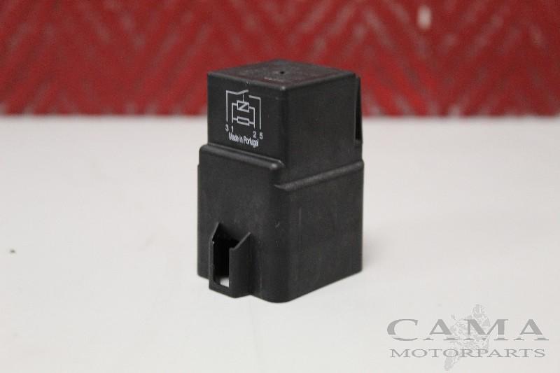 DIVERS RELAIS BMW F 800 GS Adventure 2016-2018 F800GSA 16), Dhr. S. di Majo, Utilisé, Info@cama-motorparts.nl, P.J. Troelstraweg 8 8
3144 CX  MAASSLUIS, NL