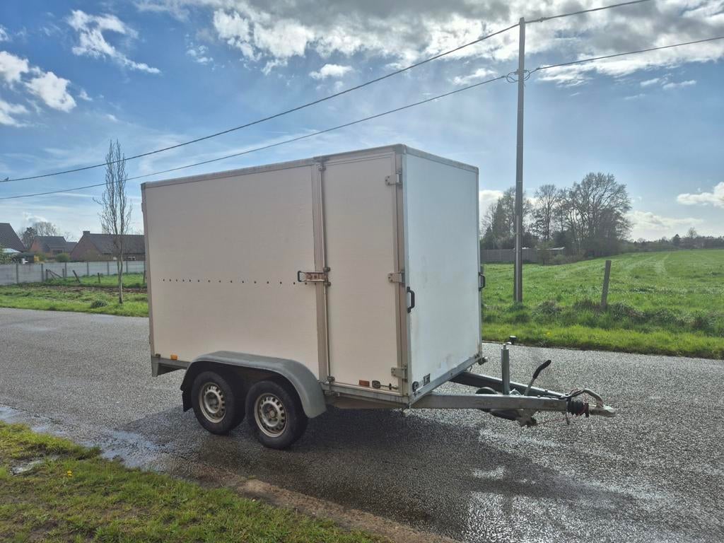 Double laser fermé Saris avec porte latérale, Enlèvement