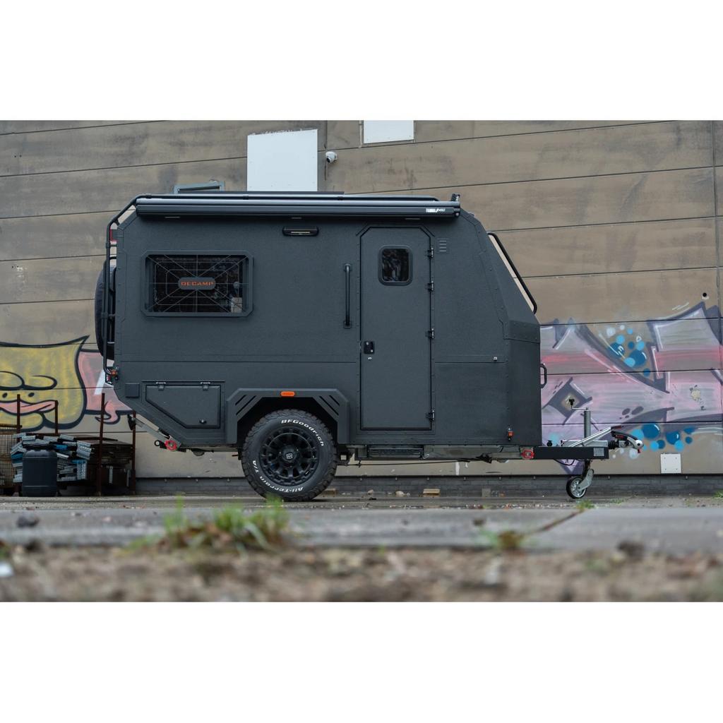 Caravan decamp x3, Jusqu'à 4, 4 à 5 mètres, Particulier, 1250 - 1500 kg