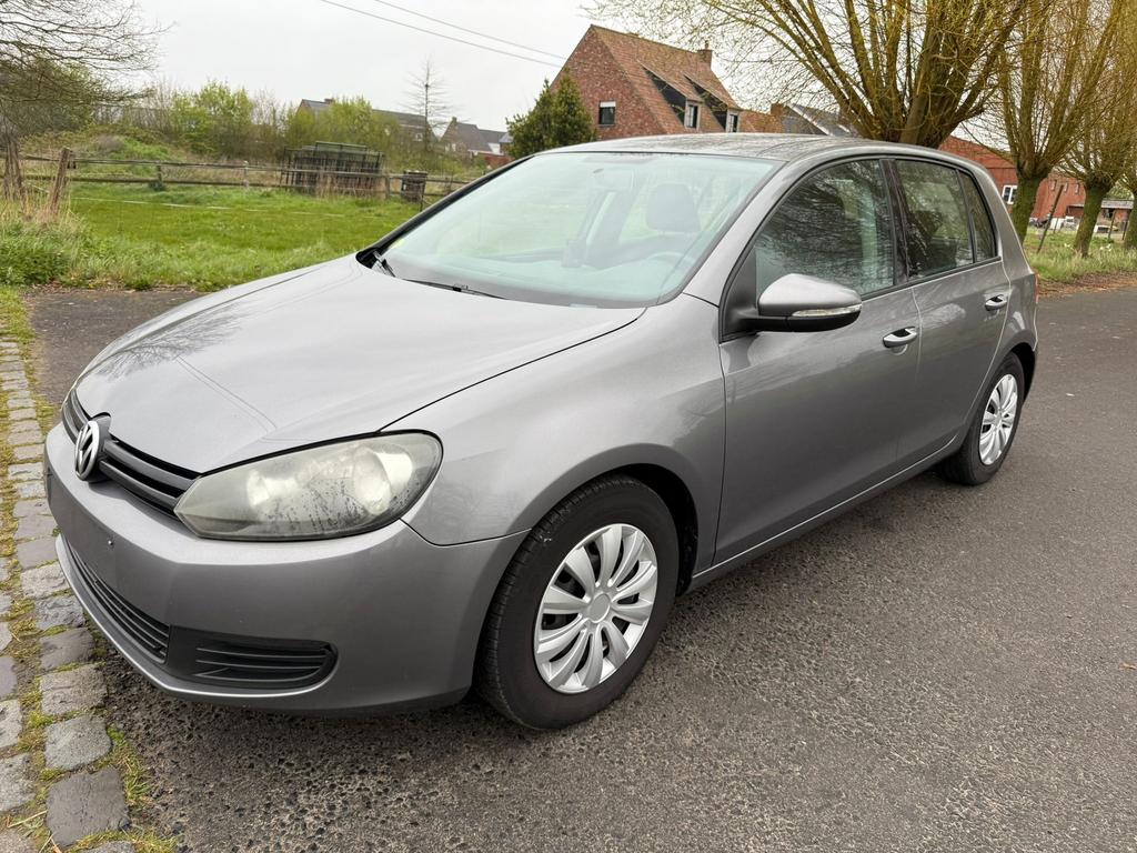 VW Golf 6 1.6TDI 2010 euro 5, Autos, Volkswagen, Particulier, Golf, ABS, Phares directionnels, Airbags, Air conditionné, Alarme
