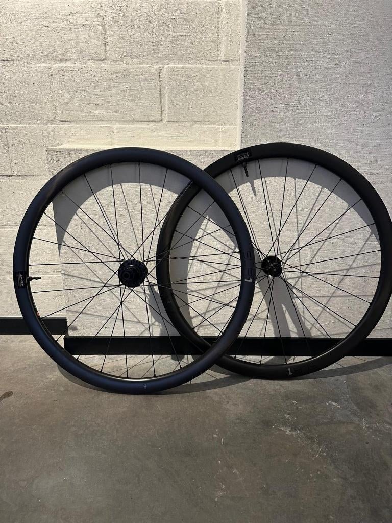 Carbon Wielset Giant SLR1 36mm, Neuf, Giant, Enlèvement, Carbone