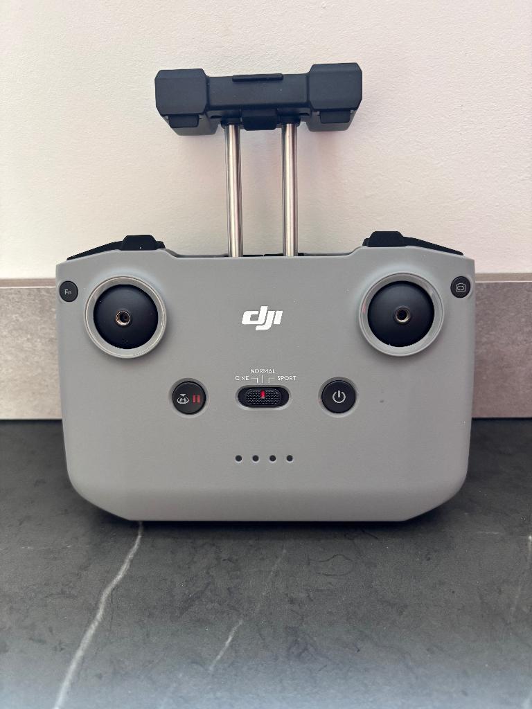 Dji rc 231 - RC N1, Hobby & Loisirs créatifs, Modélisme | Radiocommandé & Téléguidé | Hélicoptères & Quadricoptères, Enlèvement ou Envoi