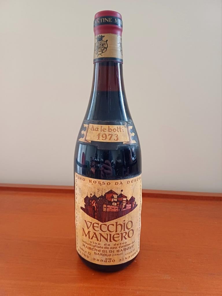 1973 Vecchio Maniero Barolo, Verzamelen, Wijnen, Zo goed als nieuw, Rode wijn, Vol, Italië