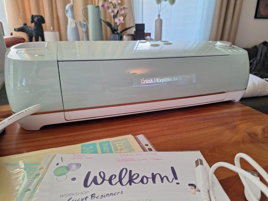 Cricut explore air 2  met hittepers en ...., Hobby en Vrije tijd, Knutselen, Ophalen