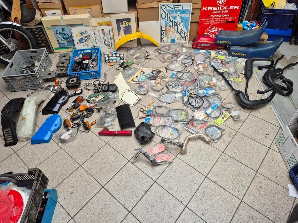 Partij suzuki onderdelen oa ac ts tsx gt nieuw en gebruikt, Ophalen of Verzenden