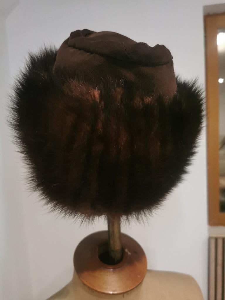 Toque vintage en vison véritable brun foncé, Vêtements | Femmes, Chapeaux & Casquettes, Enlèvement ou Envoi