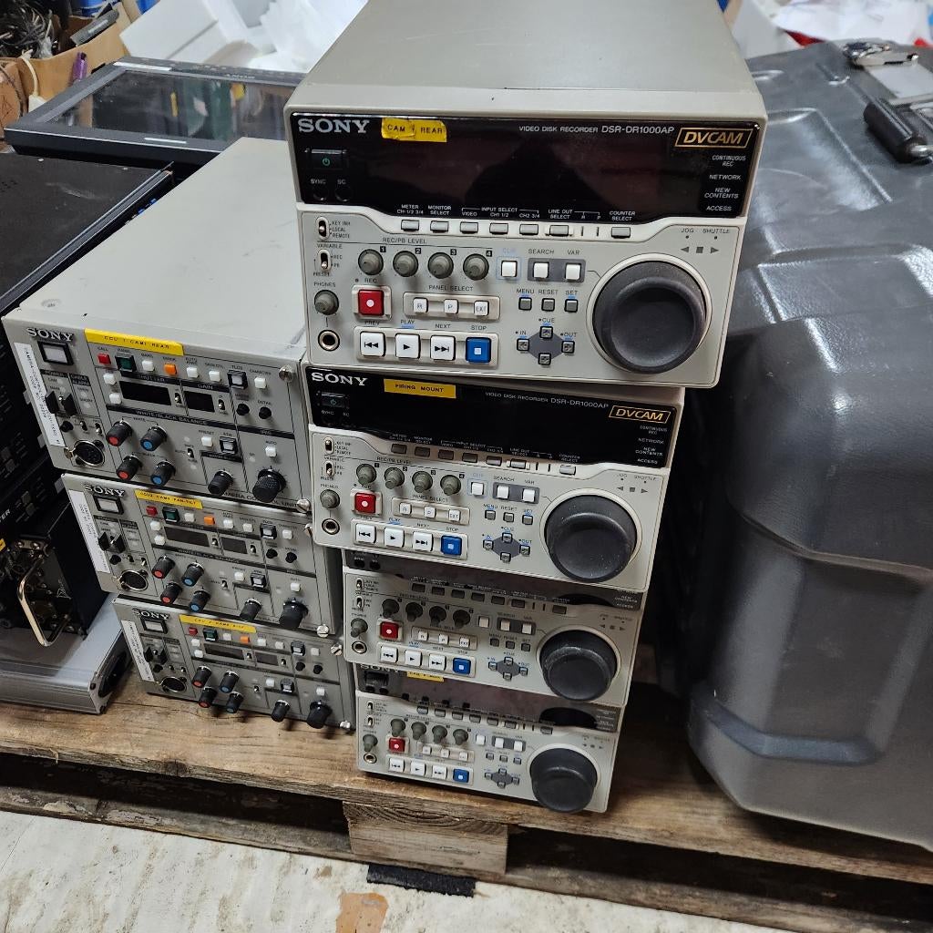 Gros lot vidéo broadcast Sony, Enlèvement, Caméra