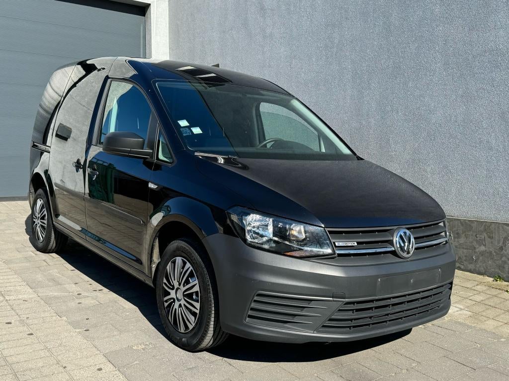 VW CADDY 1.4 TGI CNG+BENZINE 2020 GARANTIE 1 JR 92000 km BTW, Auto's, Bestelwagens en Lichte vracht, https://public.car-pass.be/vhr/75d2024d-1a9a-40db-ba6f-25fa75fa517e
