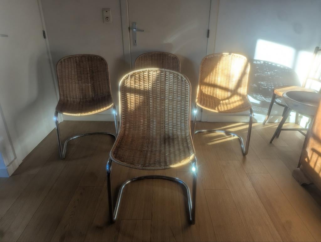 Vintage rieten stoelen, Ophalen