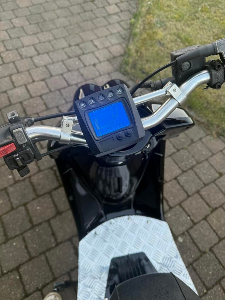 Booster, Fietsen en Brommers, Ophalen, Benzine, 50 cc, Klasse B (45 km/u)