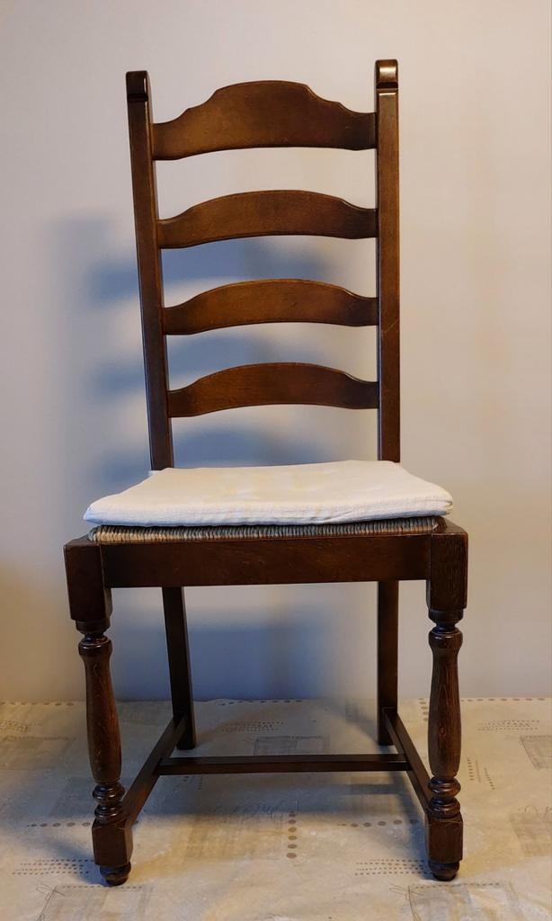 6 mooie stoelen in hout met rieten zitting, Huis en Inrichting, Stoelen, Ophalen, Bruin, Hout