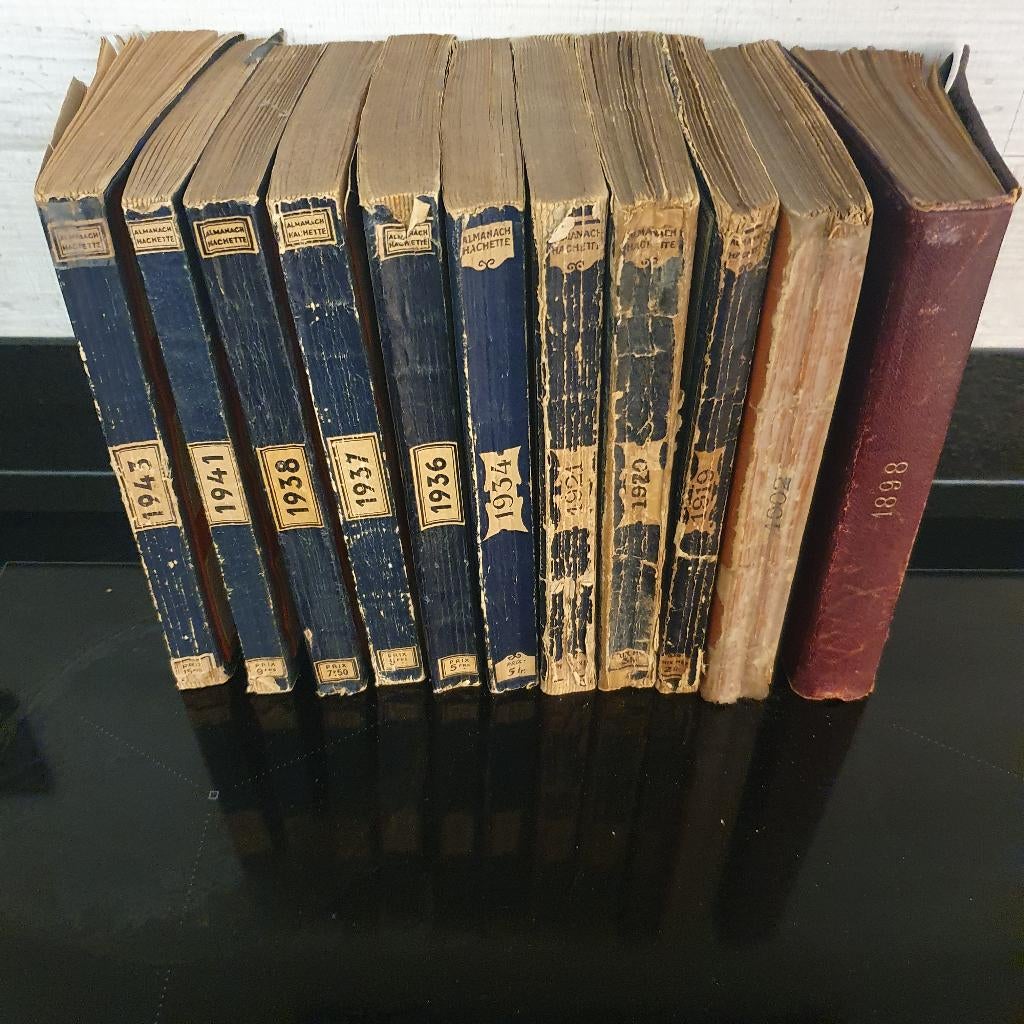 11x Almanach Hachette / Lebègue (1898–1943), Antiek en Kunst, Antiek | Boeken en Manuscripten, Ophalen