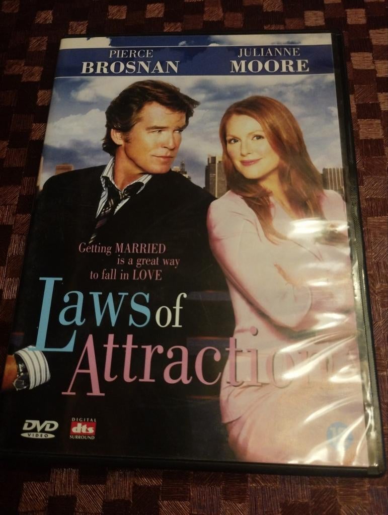 Laws of attraction, Ophalen of Verzenden