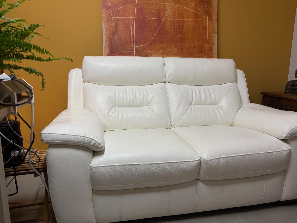 Canapé cuir 2 places HTL – Très bon état, Maison & Meubles, Moins de 75 cm, Comme neuf, Enlèvement, Moderne