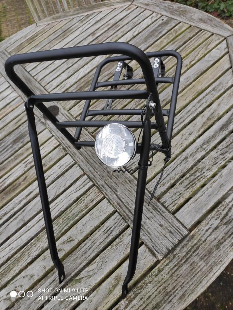 Basil stuurrek + verlichting, Fietsen en Brommers, Ophalen of Verzenden, Zo goed als nieuw