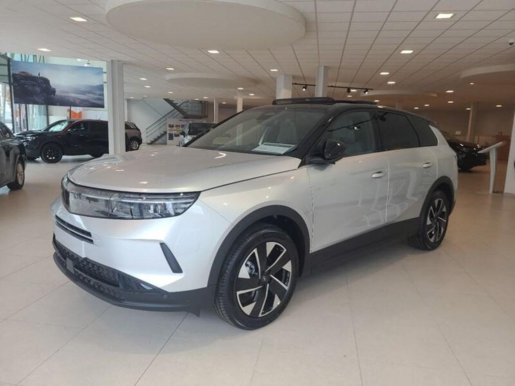 Opel Grandland Turbo Hybrid eDCT6 GS, 136 pk, 124 g/km, 5 zetels, Hybride Elektrisch/Benzine