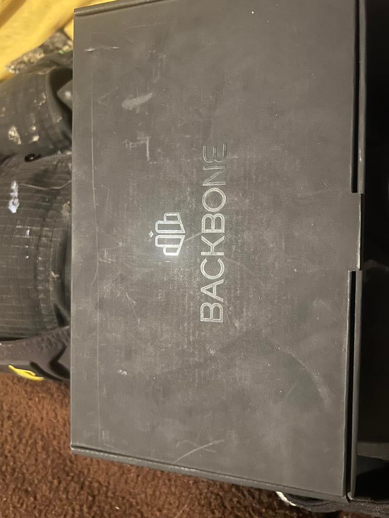 MANETTE BACKBONE, Ophalen of Verzenden, Zo goed als nieuw