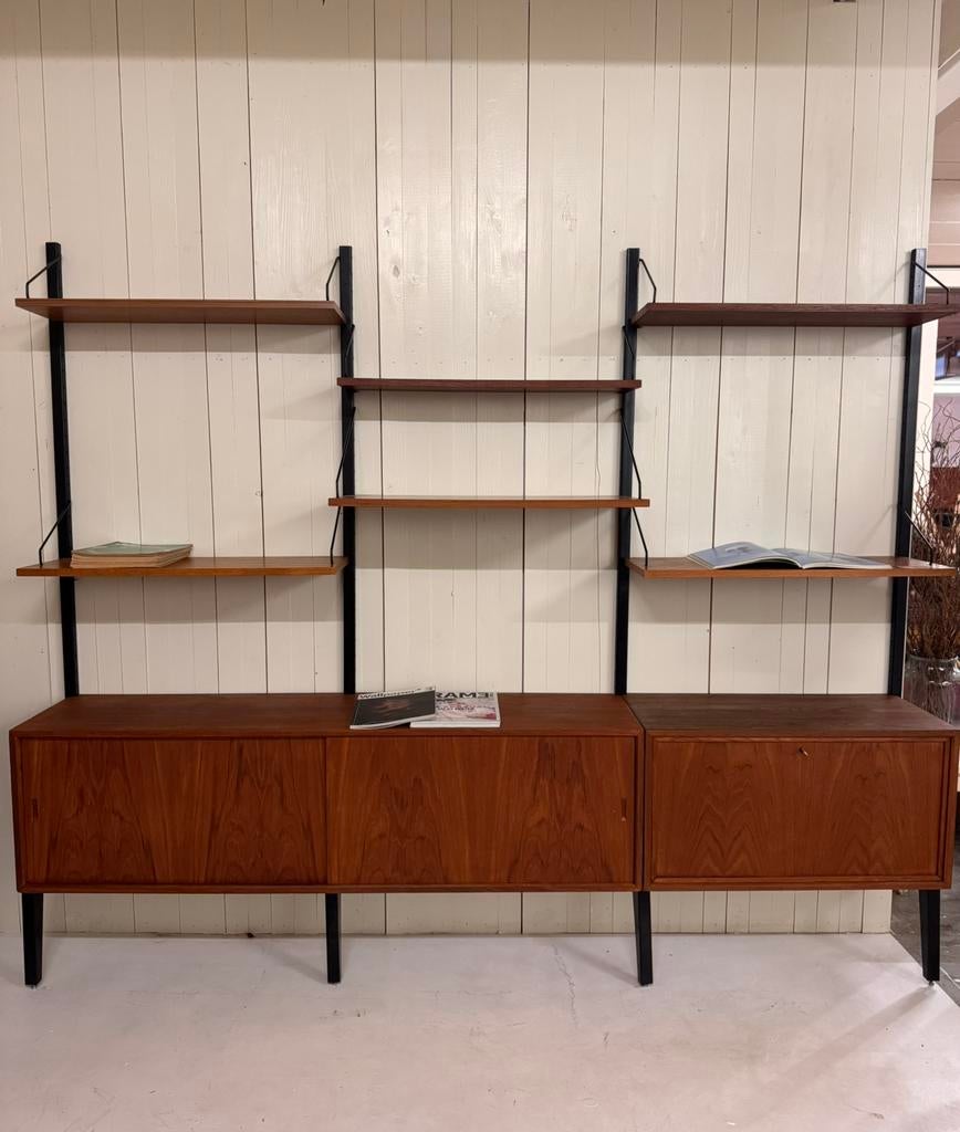 Poul Cadovius by Royal System vintage modulair wandsysteem, Gebruikt, Teakhout, 200 cm of meer, Ophalen of Verzenden