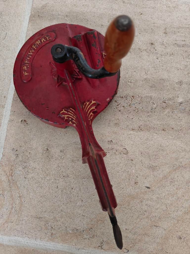 vintage snijbonenmolen, Ophalen