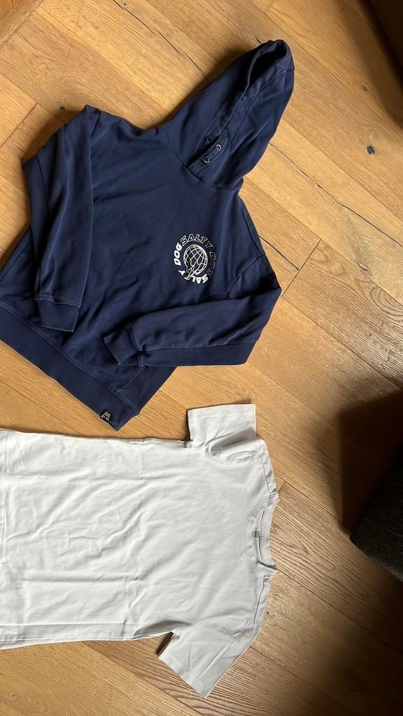 Hoodie Salty Dog# tshirt Hema# maatje 146-152, Kinderen en Baby's, Kinderkleding | Maat 146, Ophalen, WE, Trui of Vest, Zo goed als nieuw