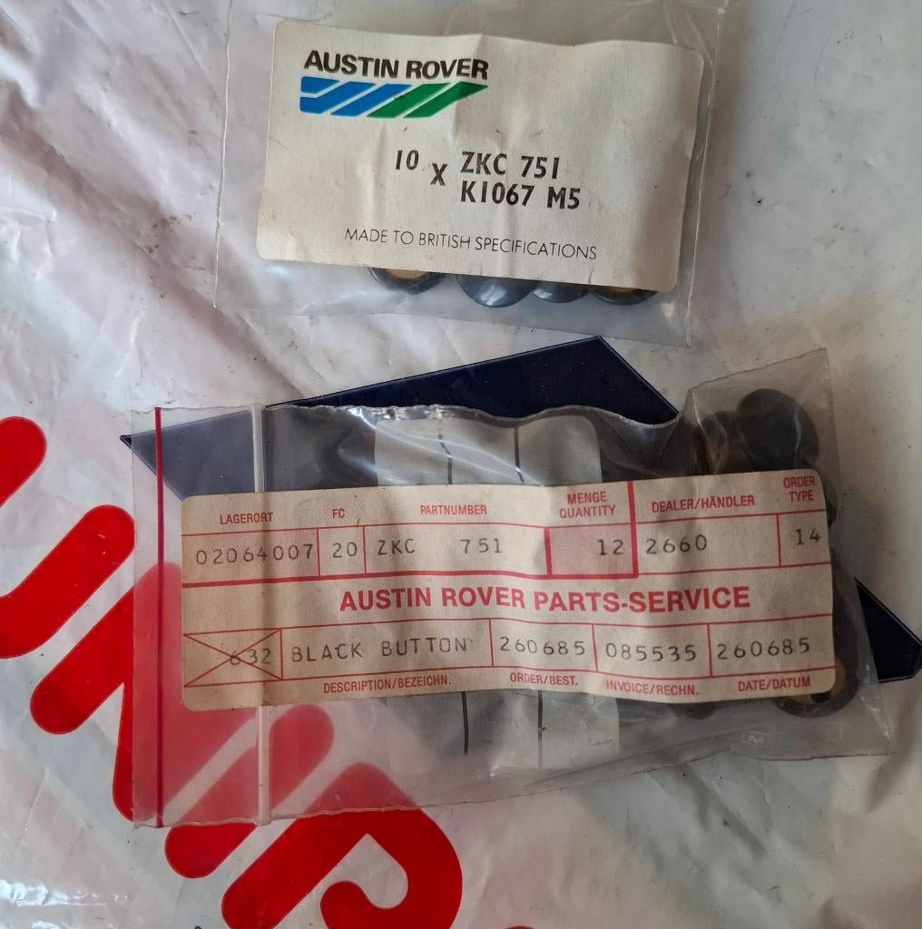 LOT Soquets +Boutons CAPOTE Cabrio TRIUMPH SPITFIRE Mk5 NEUF, Autos : Pièces & Accessoires, Habitacle & Garnissage, Triumph, Neuf