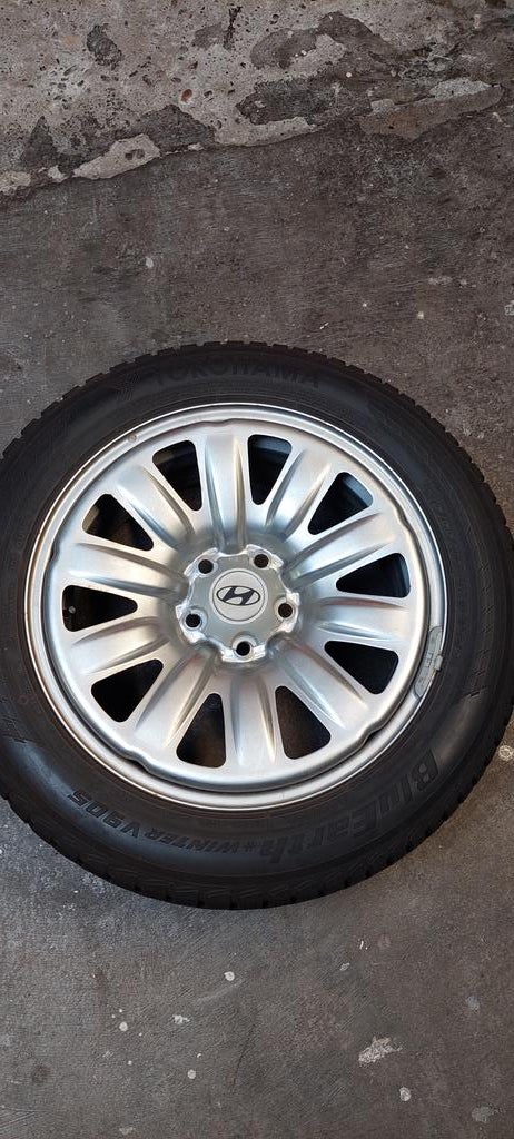 Pneus hiver, Pneus et Jantes, Véhicule de tourisme, 17 pouces, Enlèvement