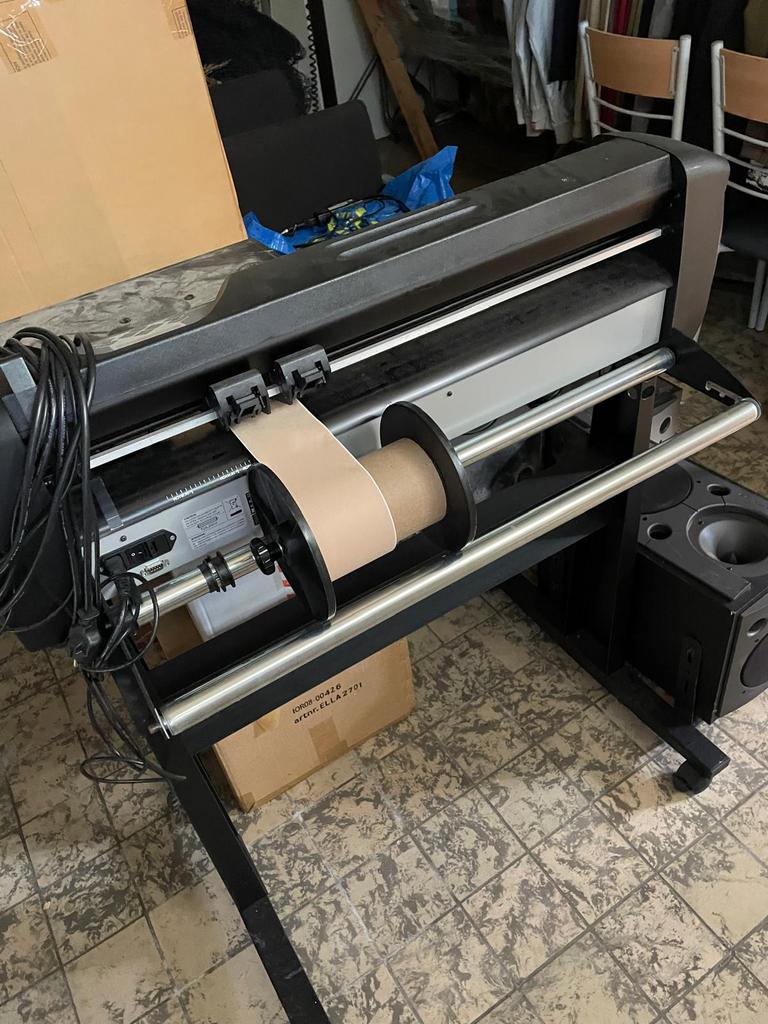 SummaCut D60R snijplotter met software en rolhouder, Ophalen