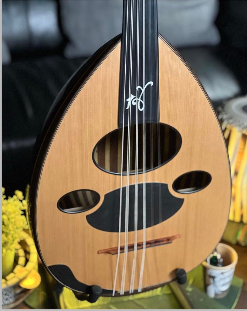 Oud. Luit. Lute. Luth. Oed. Aoud. Ud, Ophalen of Verzenden, Zo goed als nieuw