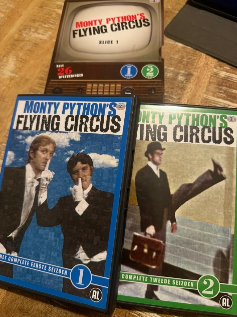 Monty Python's Flying Circus - Co. Slice 1, Boxset, Vanaf 9 jaar, Ophalen of Verzenden, Zo goed als nieuw
