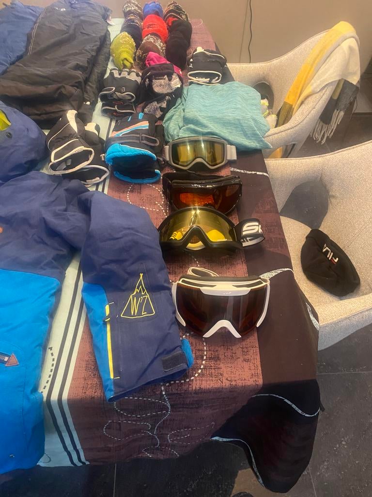 Vêtements de ski, Sports & Fitness, Ski & Ski de fond, Enlèvement ou Envoi, Comme neuf, Ski, Vêtements