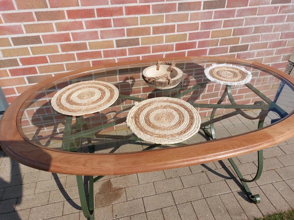 Table ovale avec pied massif fer forgé., Antiquités & Art